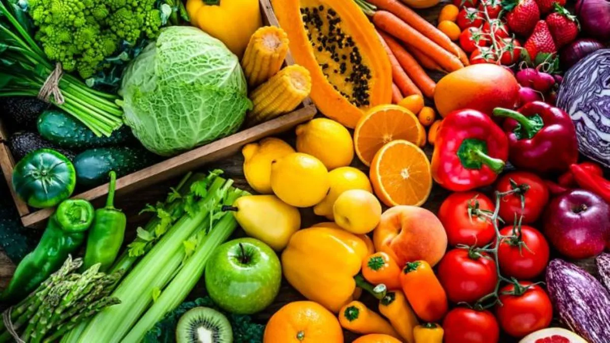 balanced diet nutritional and health benefit fruits and vegetable