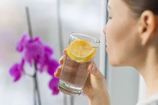 Health benefits of Lemon| Lemon water| Lifestylemetro.com